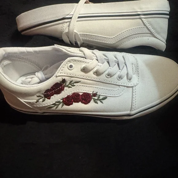 Kids' Ward Low Top Sneaker Little/Big Kid size 5 new in box - Picture 5 of 8